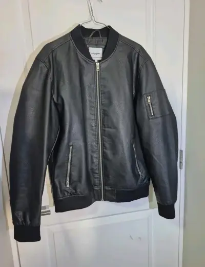 Chaqueta de cuero negra Jack & Jones - miniatura 1
