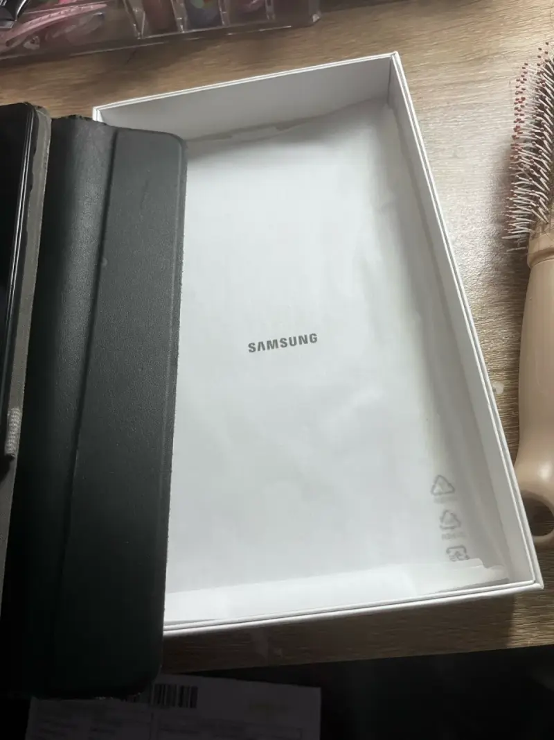Samsung Galaxy Tab A 10.1 en buenas condicione - 3
