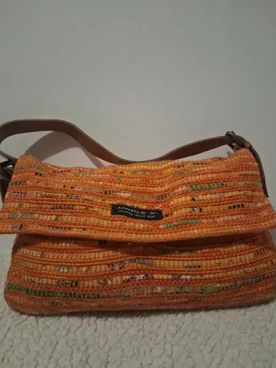 Cartera de mano tejida Uncle K color naranja - miniatura 1