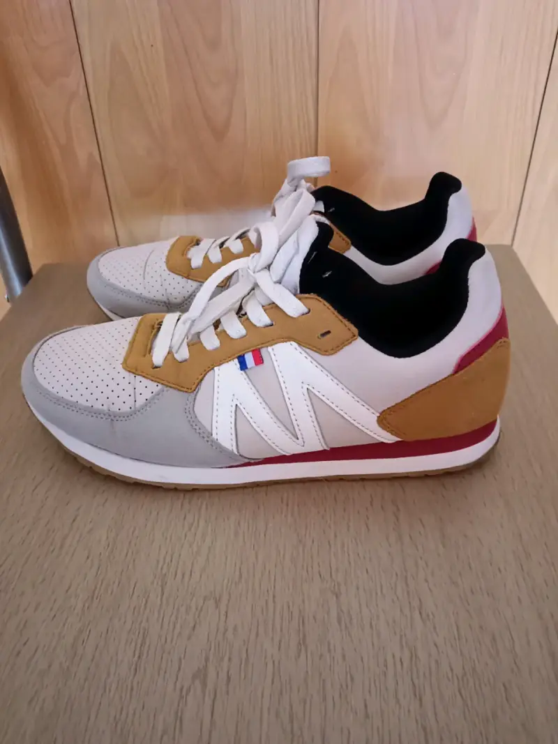Zapatillas deportivas blancas y marrones para hom - 6