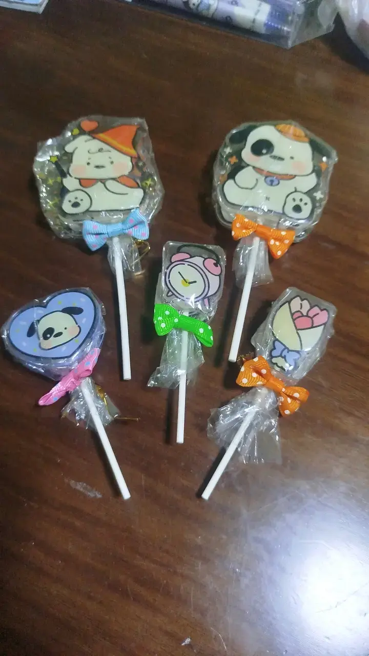 Pinzas para hojas en diseños de perrito