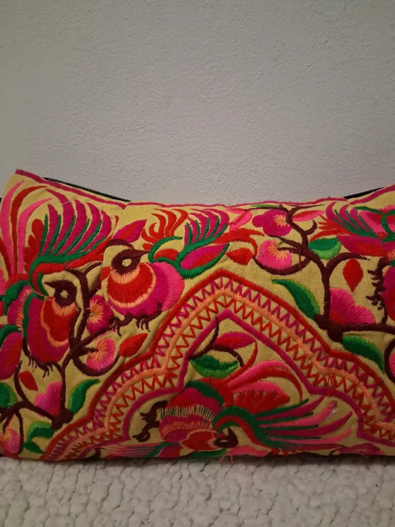 Bolso bordado artesanal colorido - 2