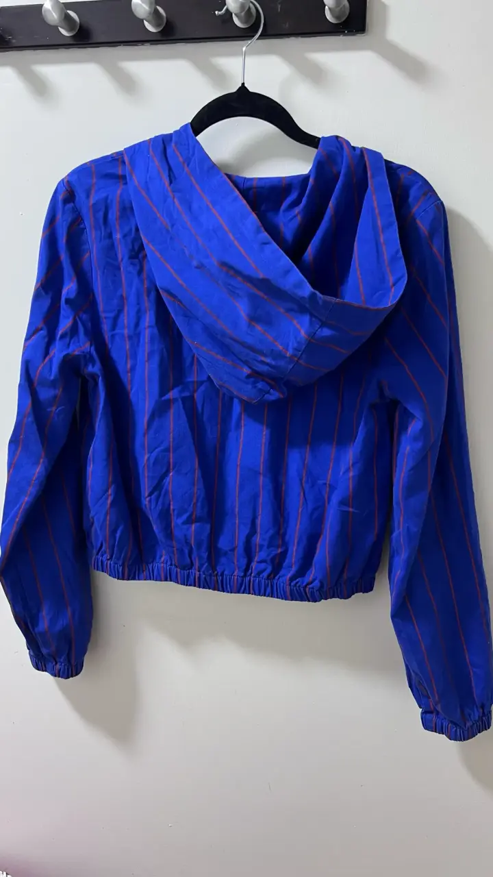 Chaqueta Azul con Capucha Forever 21 - 3