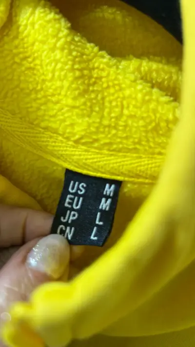 Polerón amarillo con capucha y cierre - miniatura 2