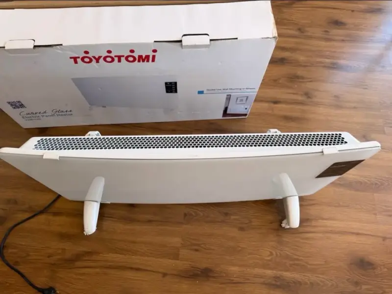 Calefactor eléctrico Toyotomi con panel de vidrio - 2
