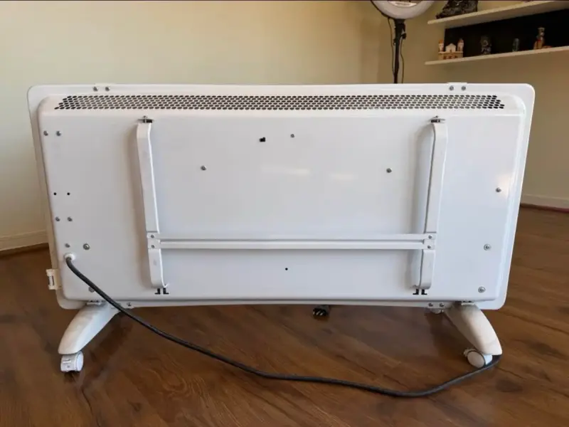Calefactor eléctrico Toyotomi con panel de vidrio - 3