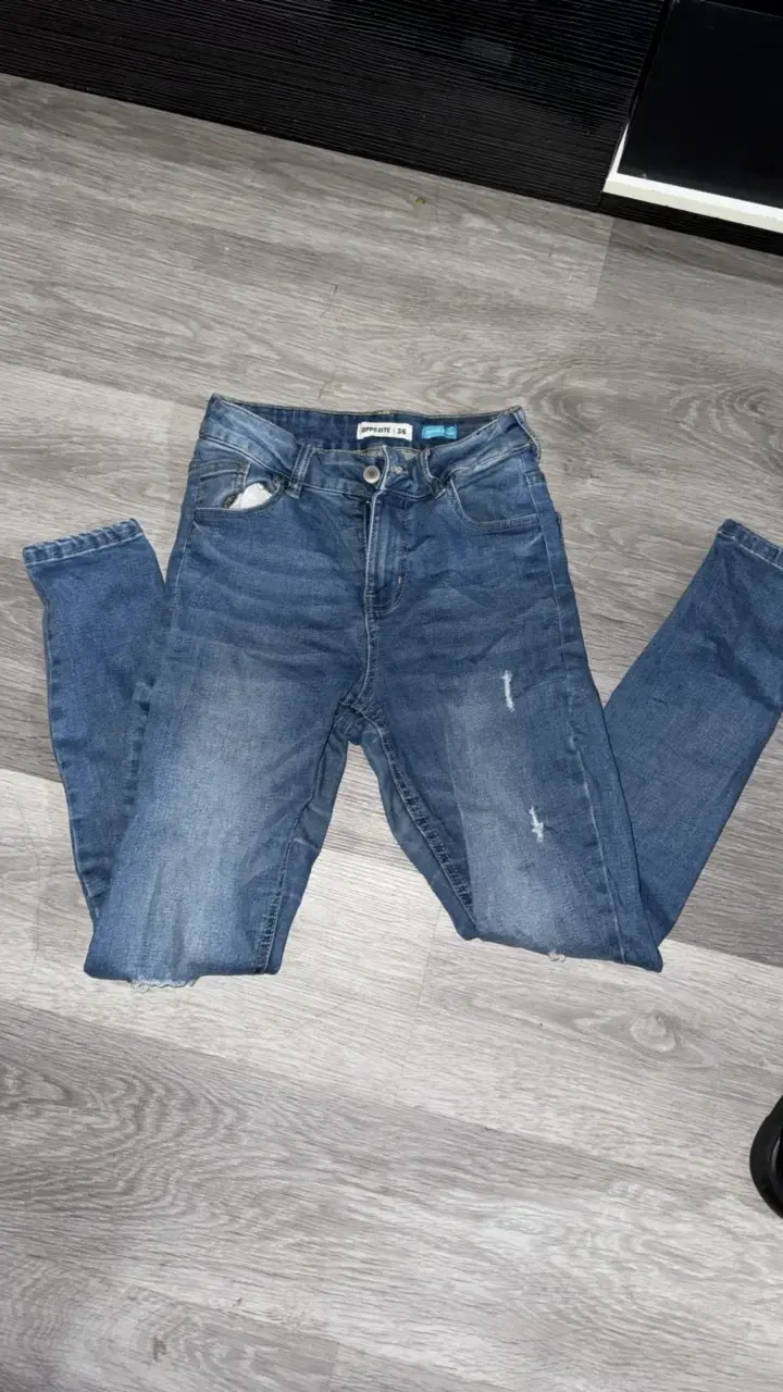 Jeans azules desgastados Opposite talla 36 - 1
