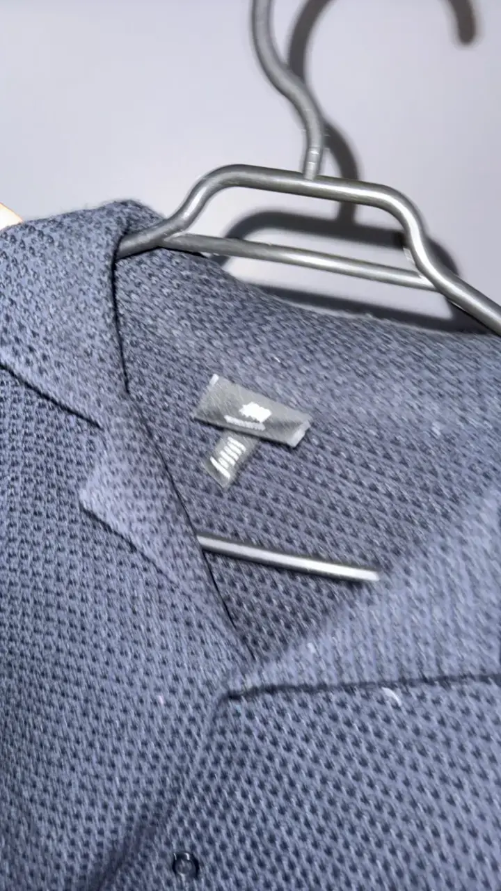 Camisa de punto azul marino H&M para hombre - 2