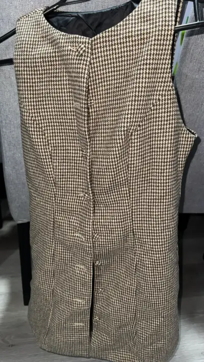 Vestido sin mangas de cuadros marrón - miniatura 2