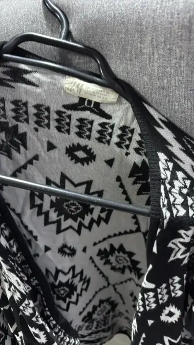 Cardigan estampado blanco y negro H&M - miniatura 1