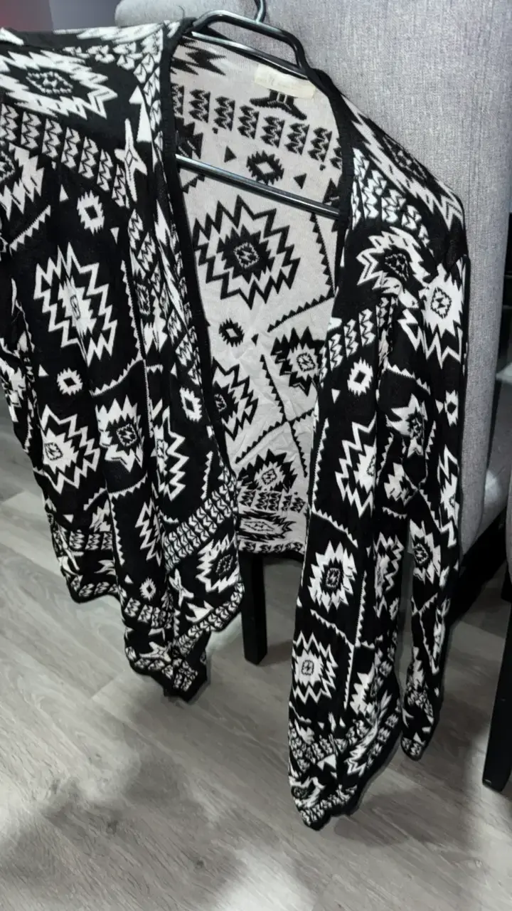 Cardigan estampado blanco y negro H&M - 2