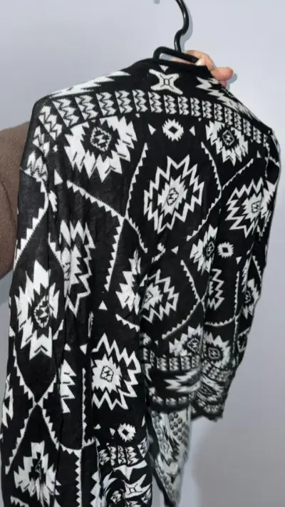 Cardigan estampado blanco y negro H&M - miniatura 5