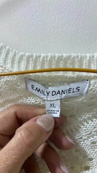 Suéter Blanco de Encaje Emily Daniels - miniatura 2