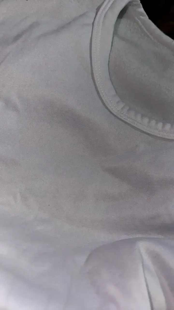 Polera blanca básica de algodón // polar - 2