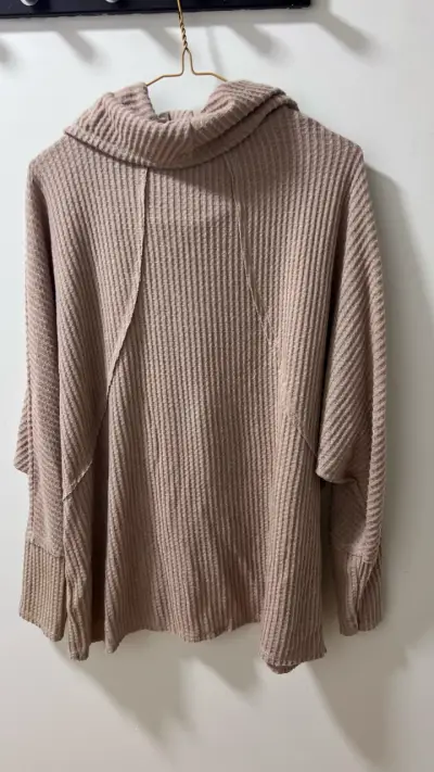 Suéter de punto beige con cuello alto LuLaRoe - miniatura 3