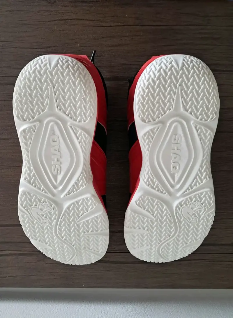 Zapatillas deportivas Shaq negras y rojas - 2