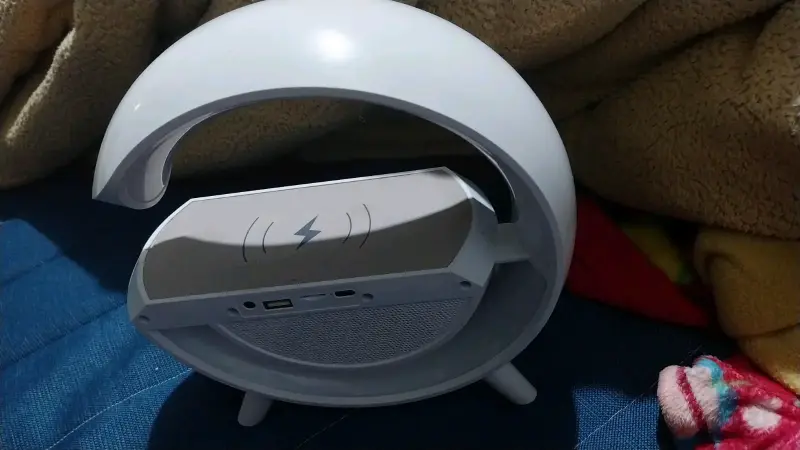 Altavoz Bluetooth con Cargador Inalámbrico Blanco - 3