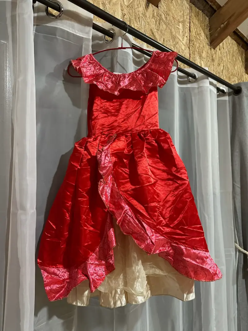 Vestido disfraz rojo para niña
