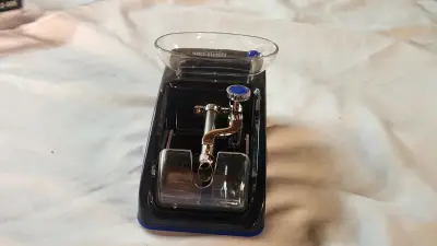 Máquina eléctrica para hacer cigarrillos Horns Bee - miniatura 1