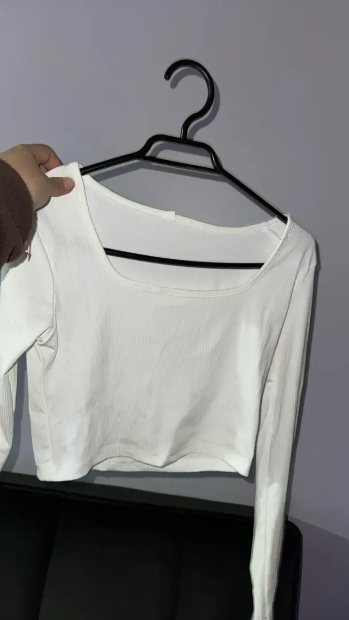 Top blanca de manga larga para mujer - 2