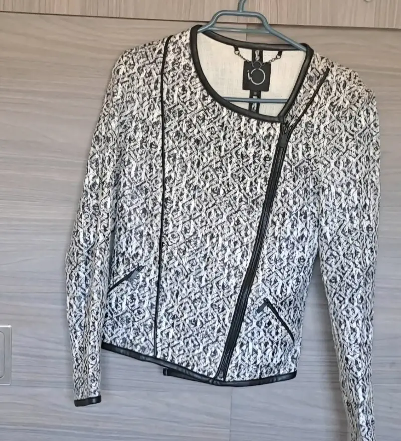 Chaqueta de mujer estilo tweed blanco y negro