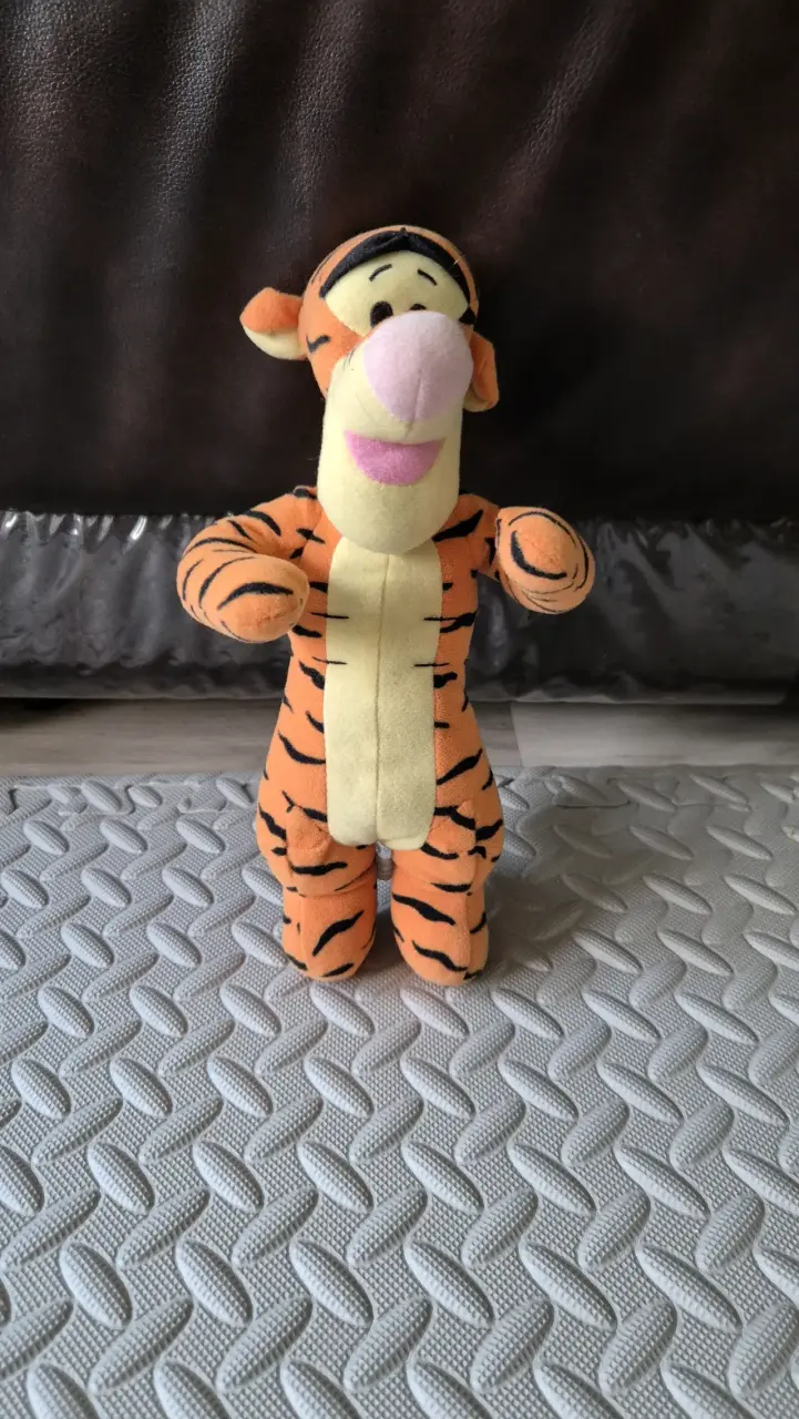 Peluche Tigger de Winnie the Pooh - 1