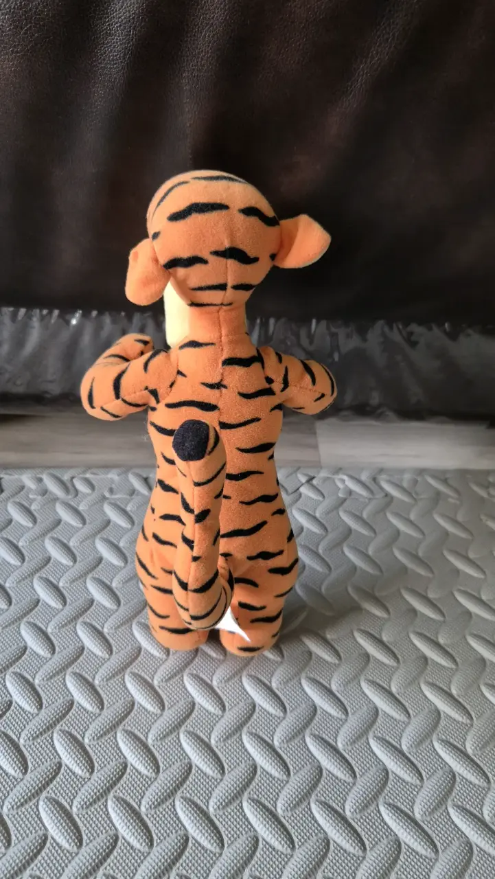 Peluche Tigger de Winnie the Pooh - 3