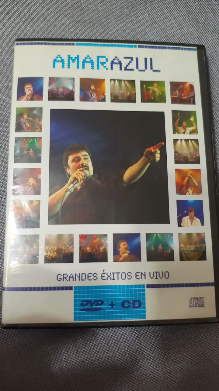 Amar Azul Grandes Éxitos en Vivo DVD + CD - 1