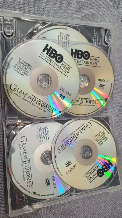 DVD Game of Thrones Temporada 1 Completa - miniatura 3