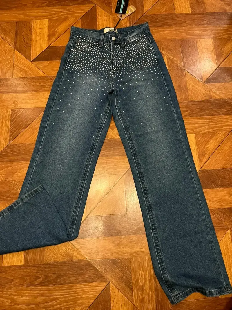 Jeans rectos con perlas para mujer - 2