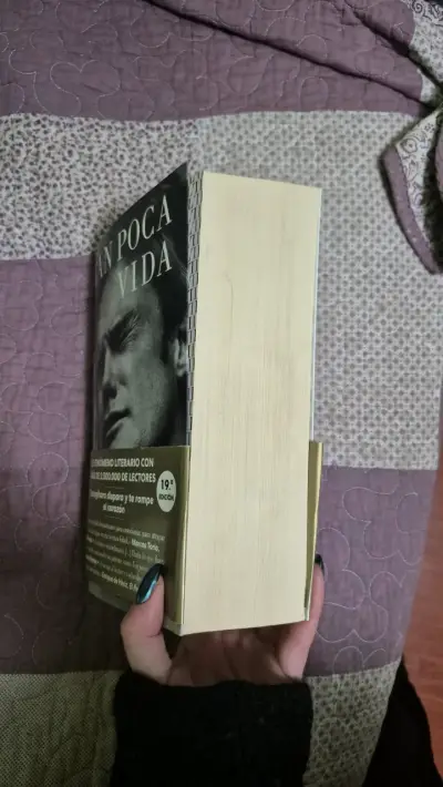 Libro 'Tan Poca Vida' de Hanya Yanagihara - miniatura 2