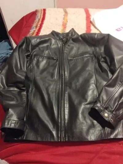 Chaqueta de cuero negra para hombre Catriel - miniatura 1