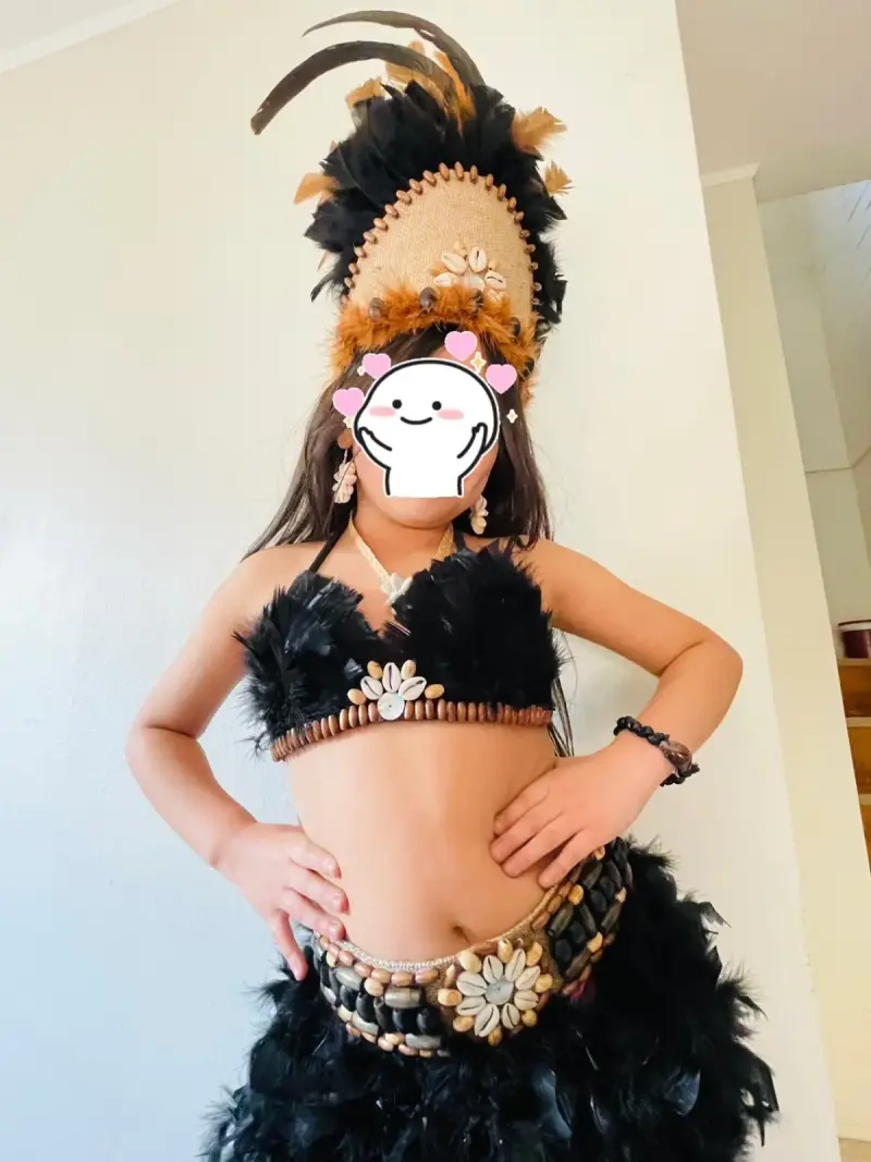 Traje de Rapa Nui para Niña con Plumas negras - 4