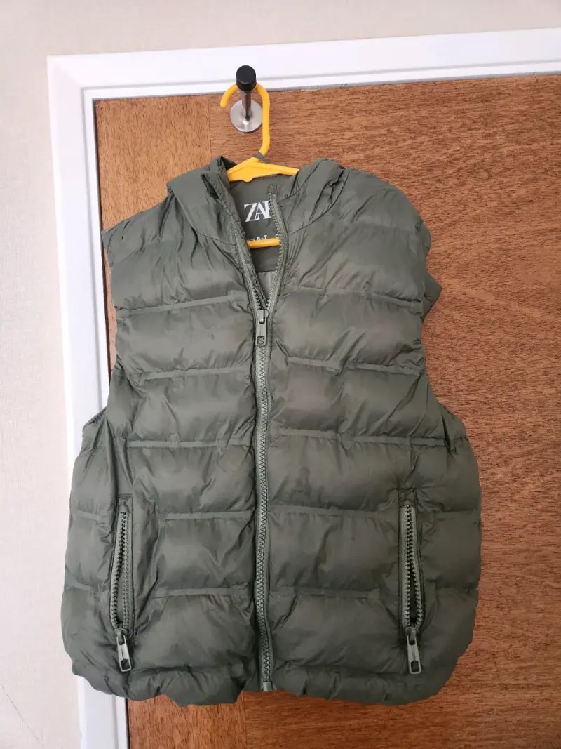 Chaqueta verde para niños con capucha Zara - 1