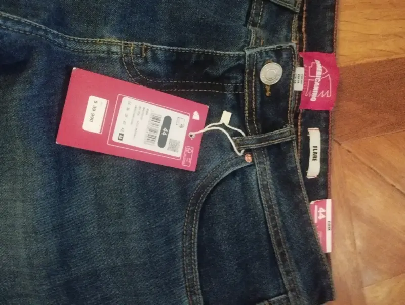 Jeans flare mujer azul oscuro con etiquetas - 2