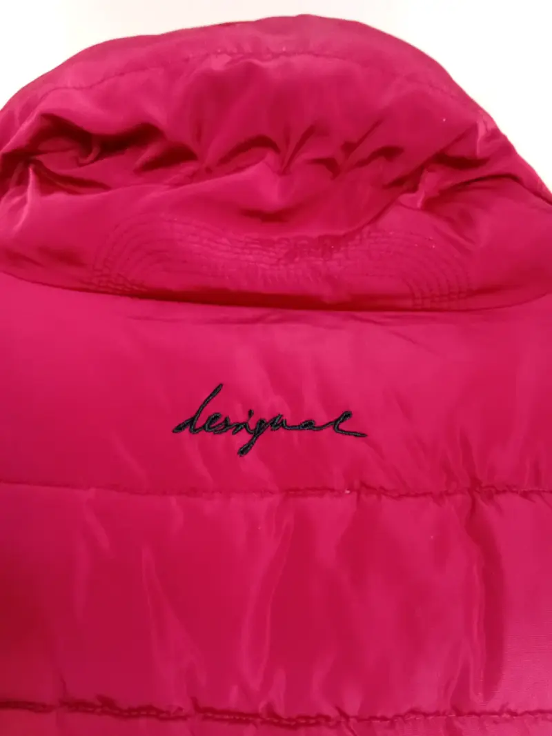 Chaqueta Desigual roja con diseño floral - 4