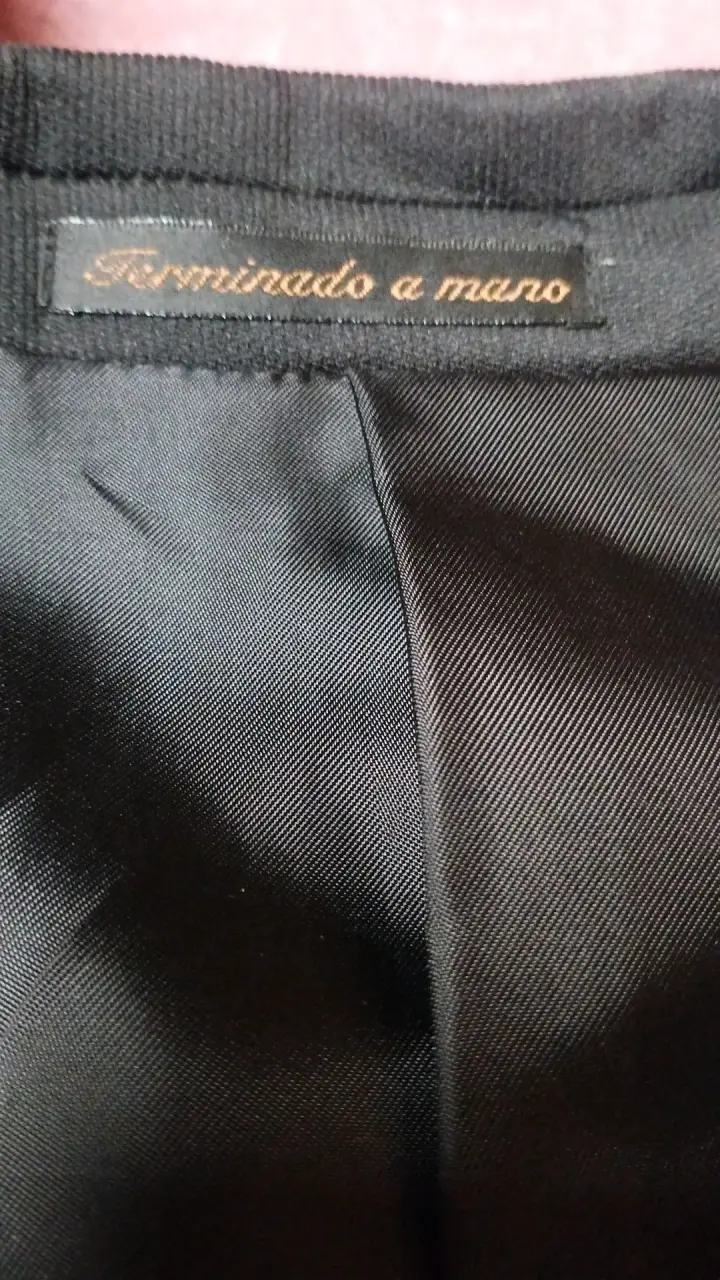 Traje formal negro terminado a mano - 3