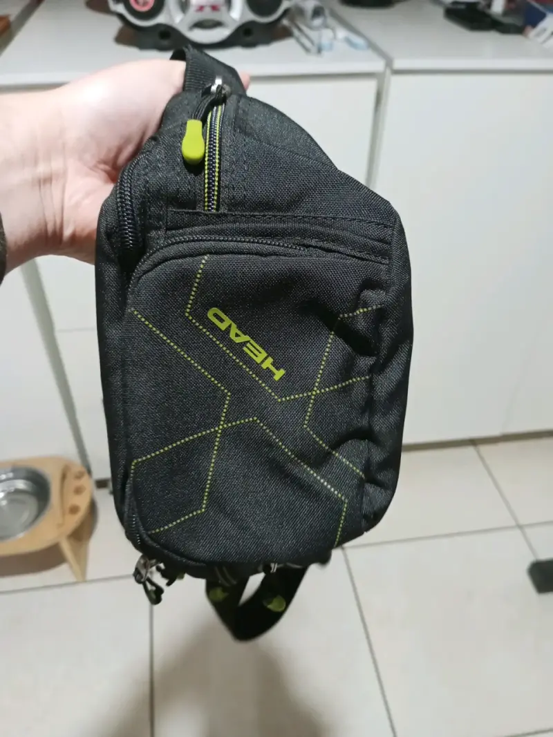 Riñonera deportiva negra Head con detalles verdes - 5