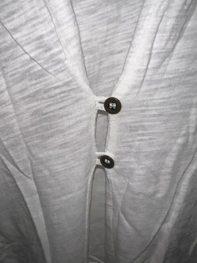 Polera larga Umbrale ajustable  en espalda - 4