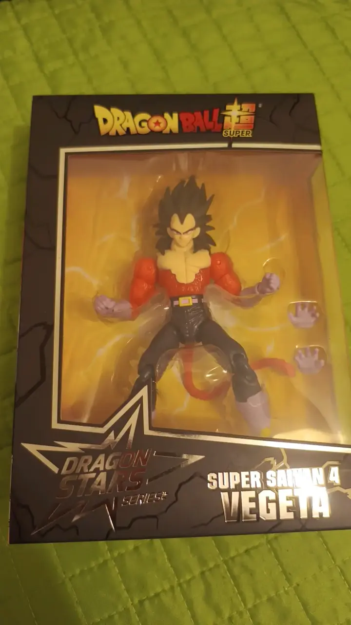 Figura de acción Vegeta Super Saiyan 4 Dragon Ball