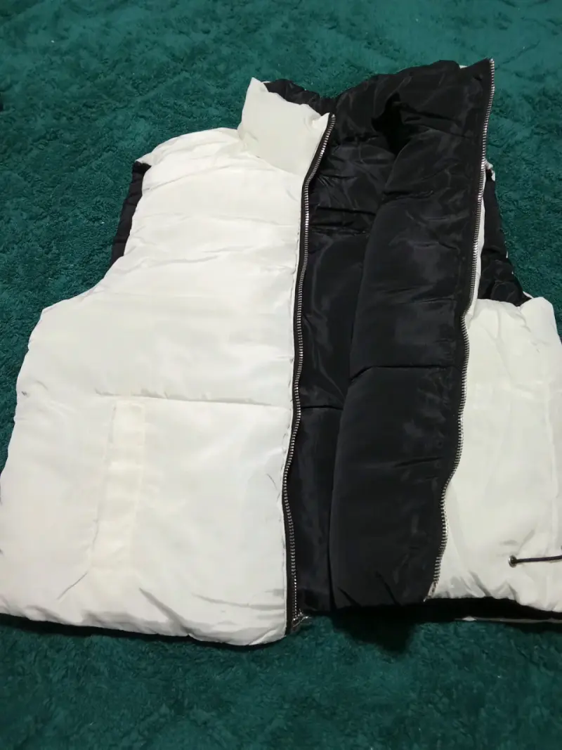 Chaqueta pufa reversible blanco y negro - 1