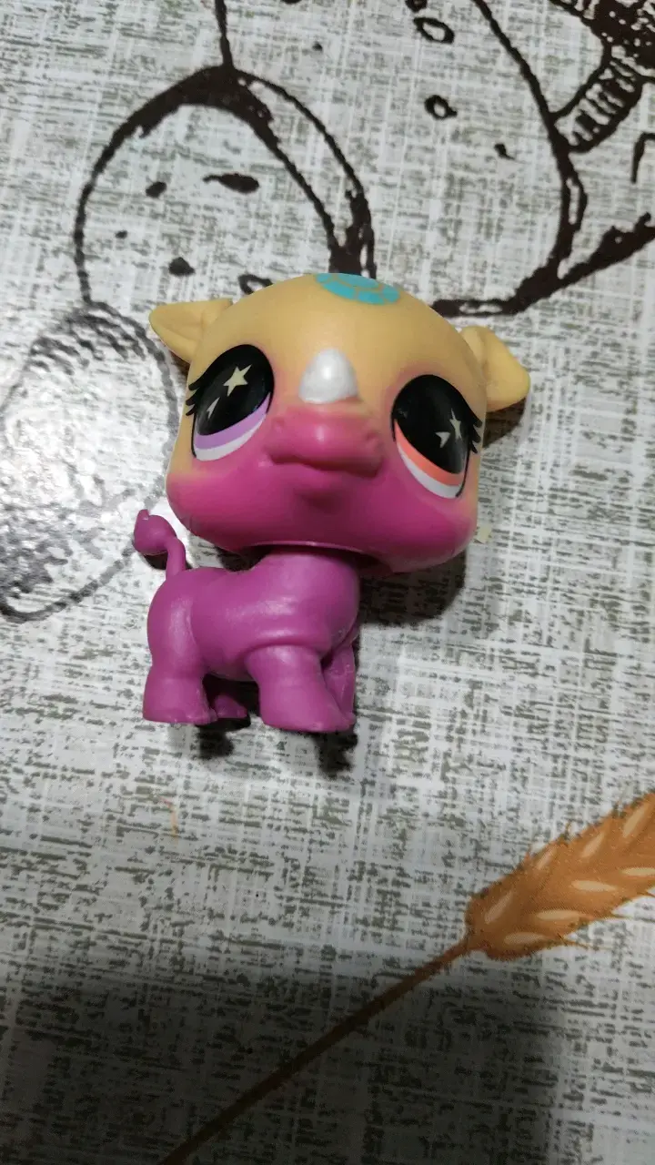 Figura de juguete rinoceronte colorido - 5