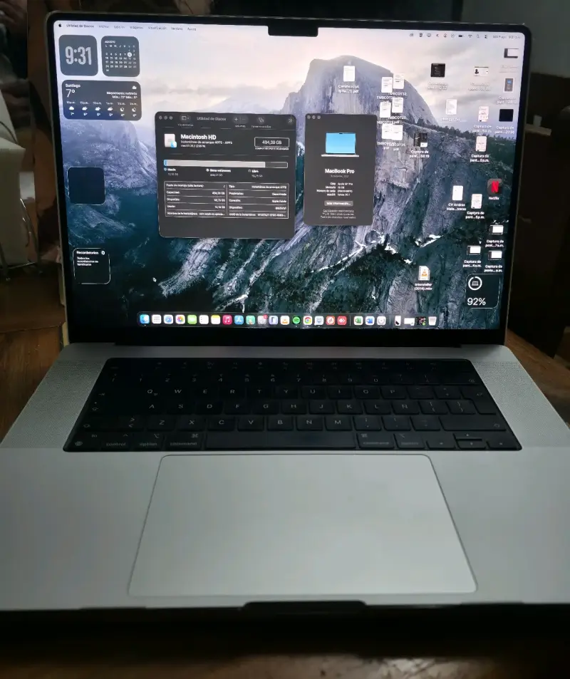 MacBook Pro 16 M1 Pro | 16GB | 512GB + Cargador - 1