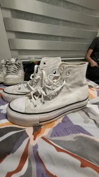 Zapatillas Converse All Star blancas usadas - miniatura 5