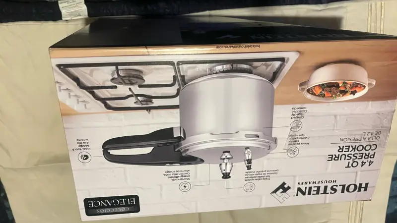 Olla a presión Holstein 4.4 QT de 4.2 L - 2