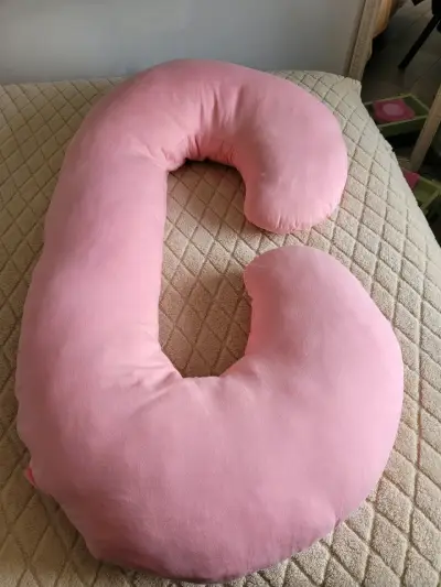 Almohada de embarazo en forma de C rosa - miniatura 3