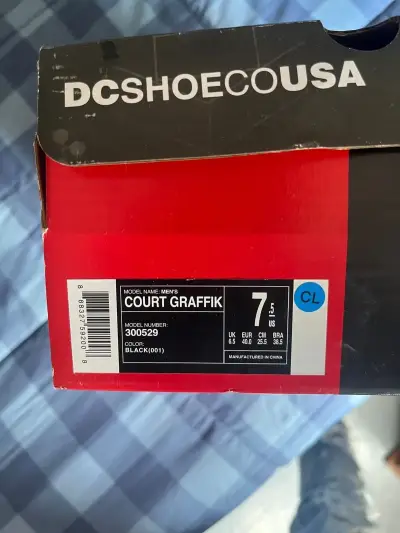 Zapatillas DC Court Graffik negras para hombre - miniatura 3