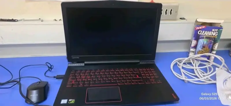 Notebook Gamer Lenovo Legion Y520 - 2