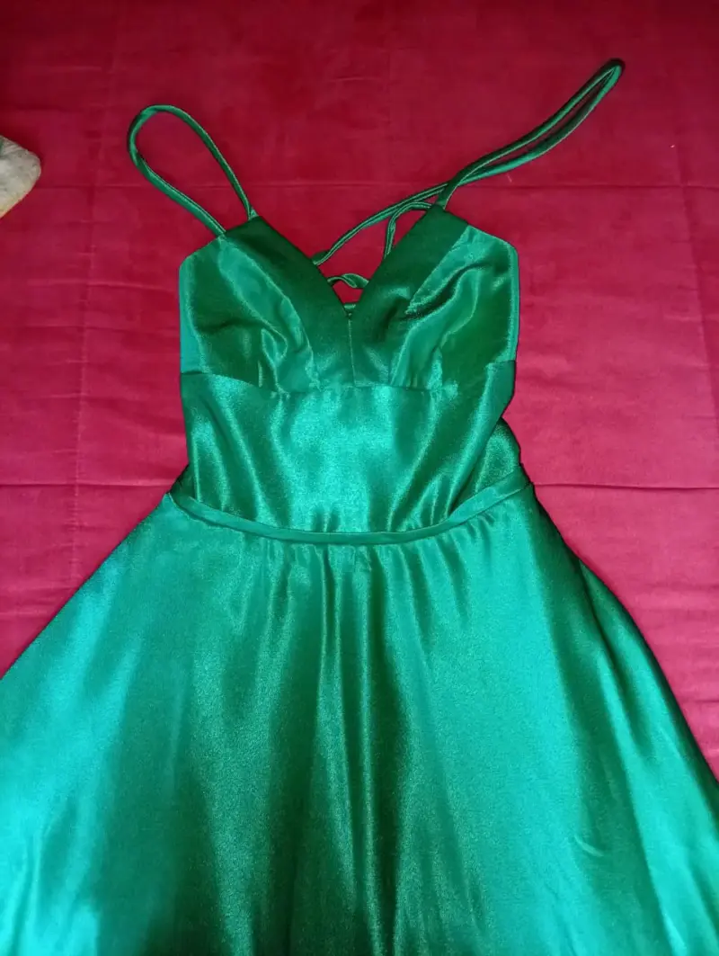 Vestido verde satinado, talla S - 1