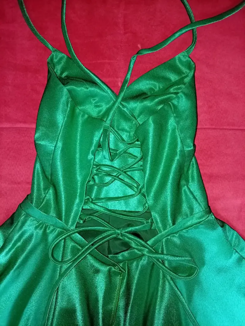 Vestido verde satinado, talla S - 2
